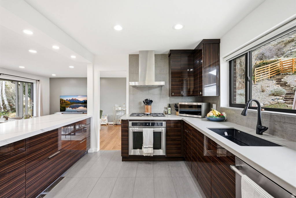 3061 S PLATEAU DR Salt Lake City, UT 84109