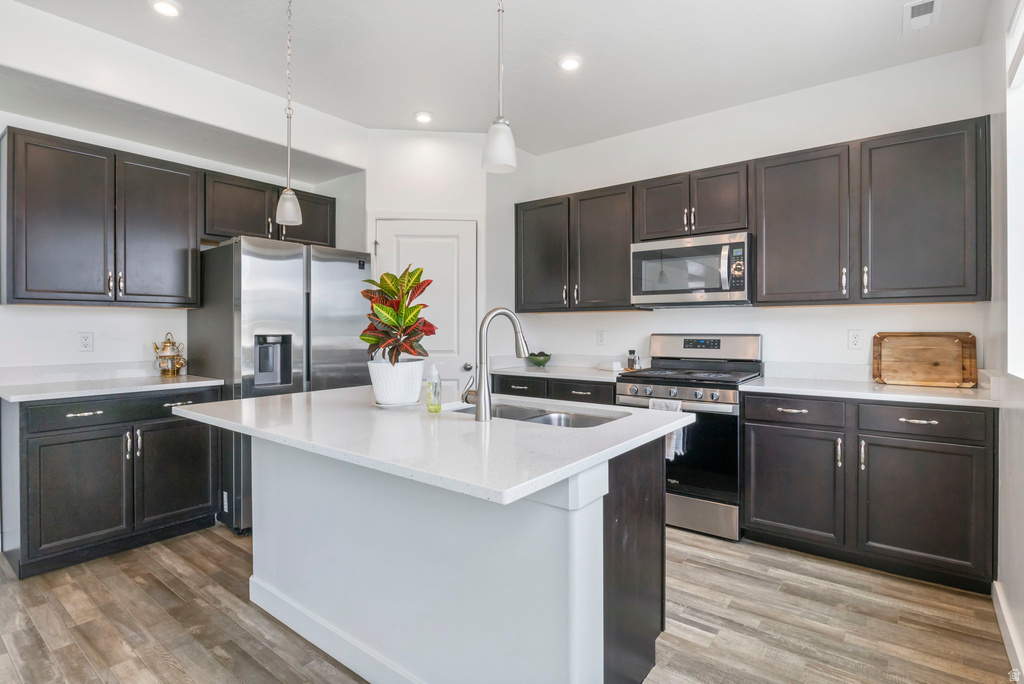 642 W 1000 S Springville, UT 84663