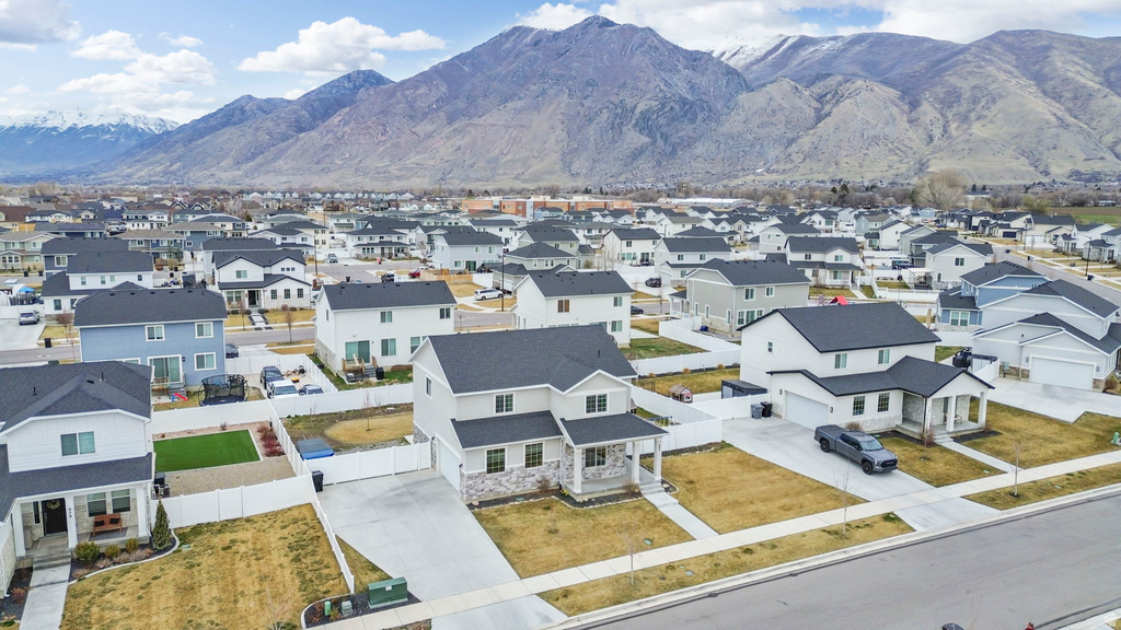 642 W 1000 S Springville, UT 84663