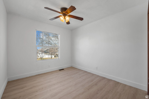 518 E 740 ST Tooele, UT 84074