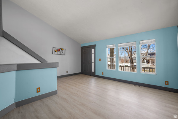 518 E 740 ST Tooele, UT 84074