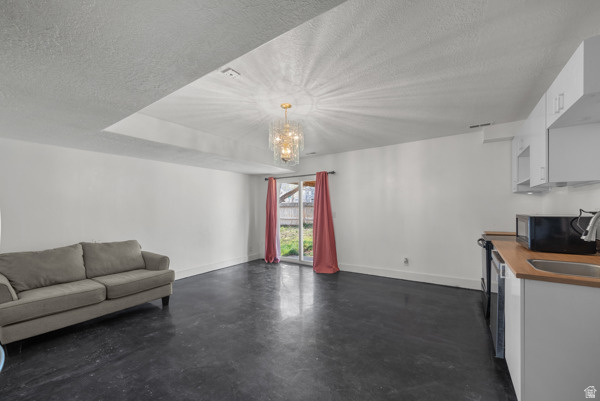 518 E 740 ST Tooele, UT 84074