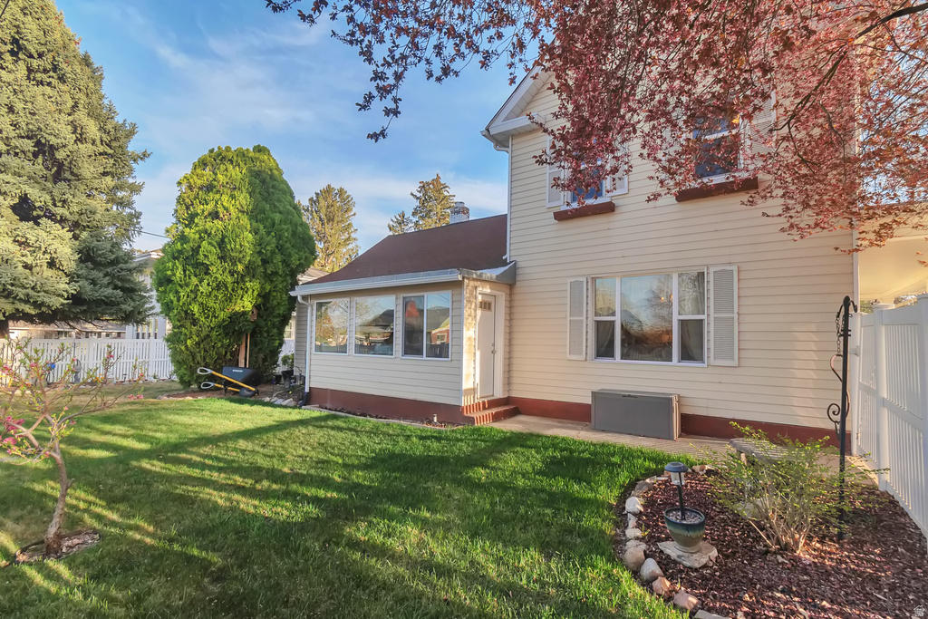 228 E UTAH AVE Payson, UT 84651
