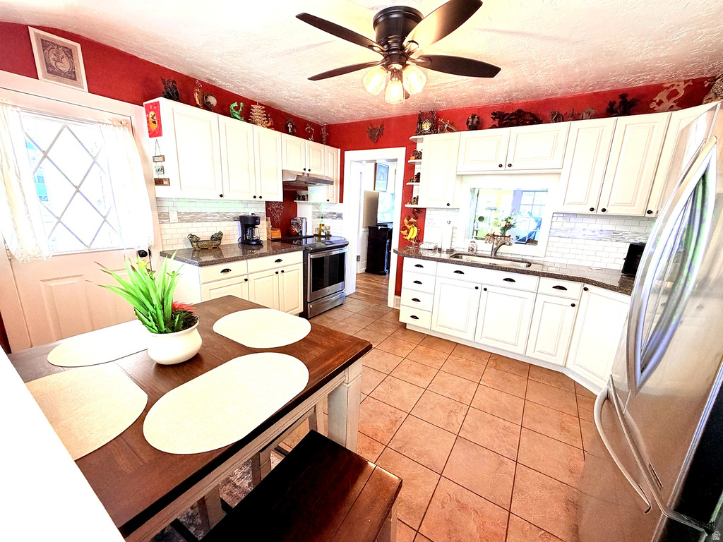 228 E UTAH AVE Payson, UT 84651