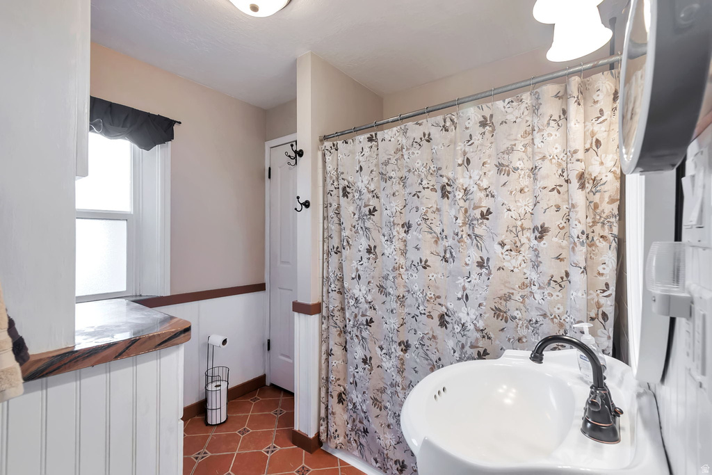 228 E UTAH AVE Payson, UT 84651