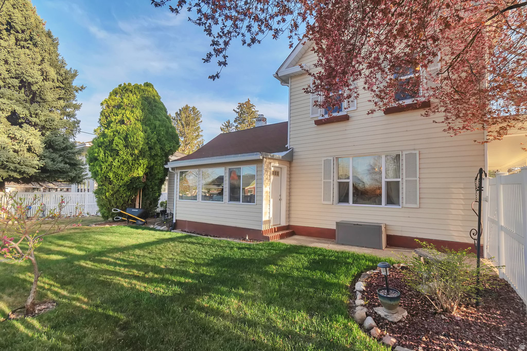 228 E UTAH AVE Payson, UT 84651