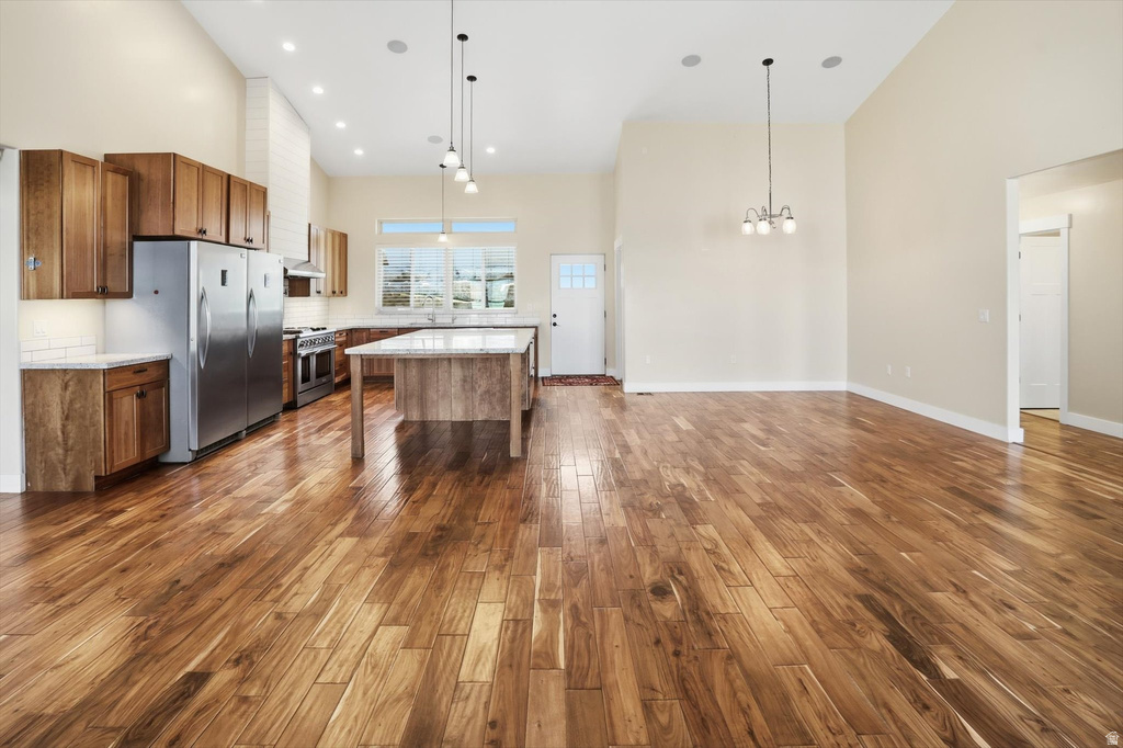 3761 S SPINNAKER BAY DR Saratoga Springs, UT 84045