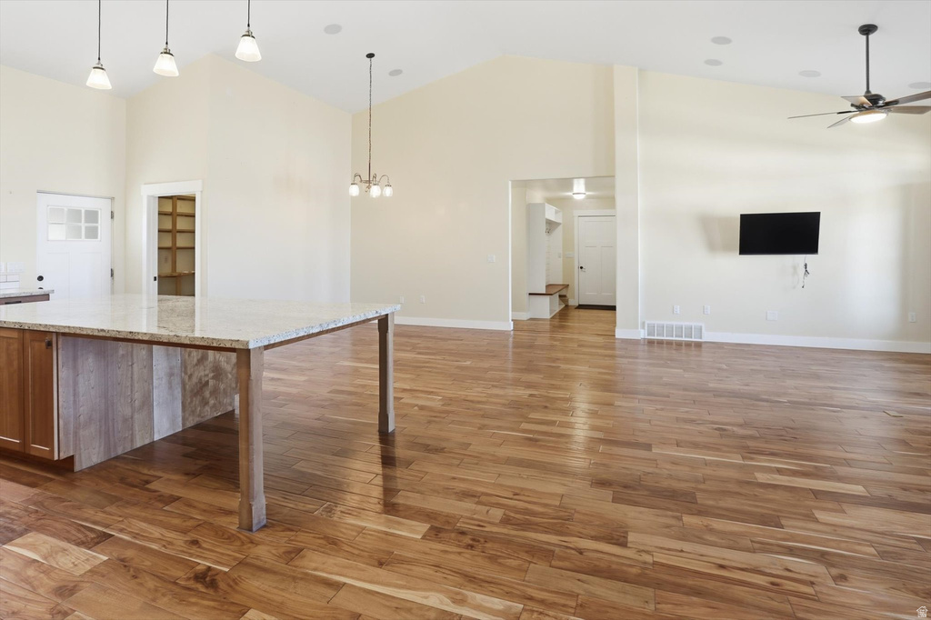 3761 S SPINNAKER BAY DR Saratoga Springs, UT 84045