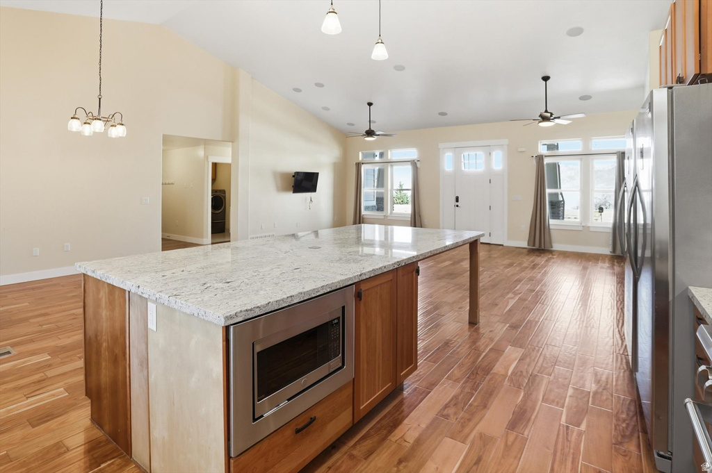 3761 S SPINNAKER BAY DR Saratoga Springs, UT 84045