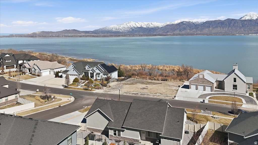 3761 S SPINNAKER BAY DR Saratoga Springs, UT 84045