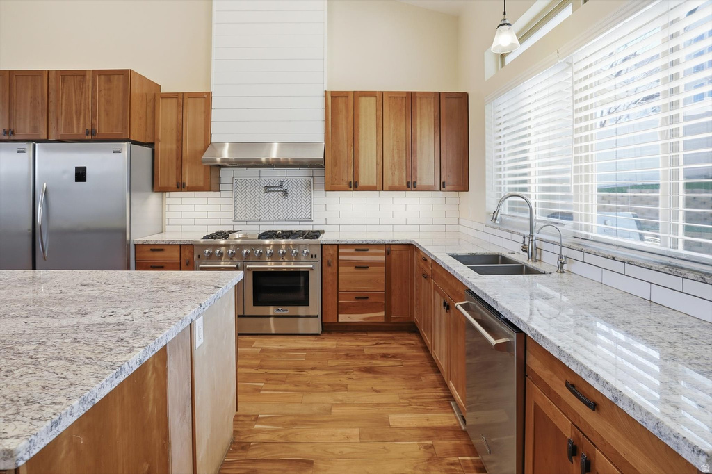 3761 S SPINNAKER BAY DR Saratoga Springs, UT 84045