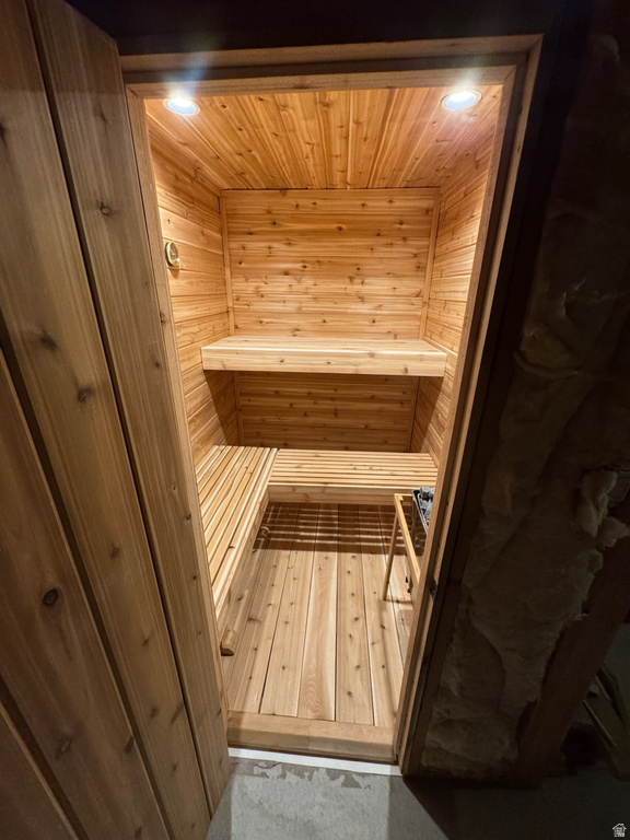 3761 S SPINNAKER BAY DR Saratoga Springs, UT 84045