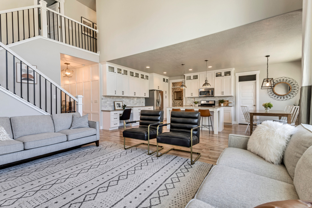 398 S 730 E Lehi, UT 84043