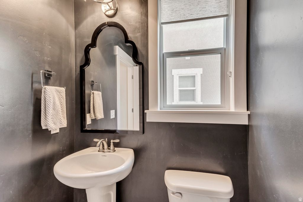 398 S 730 E Lehi, UT 84043