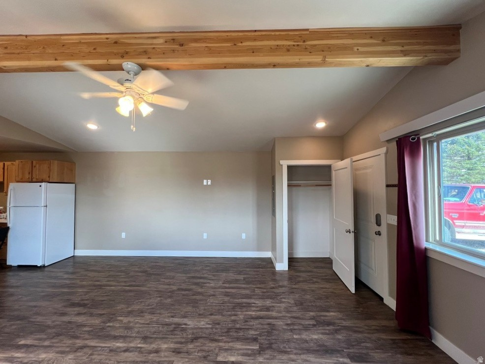 209 E 100 S Bicknell, UT 84715