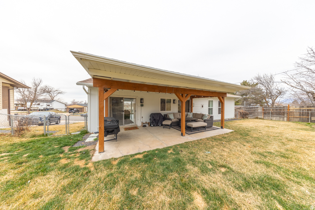 5492 S 825 E South Ogden, UT 84405