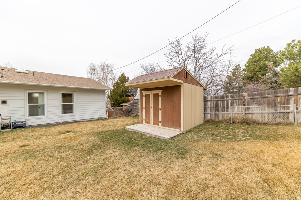 5492 S 825 E South Ogden, UT 84405