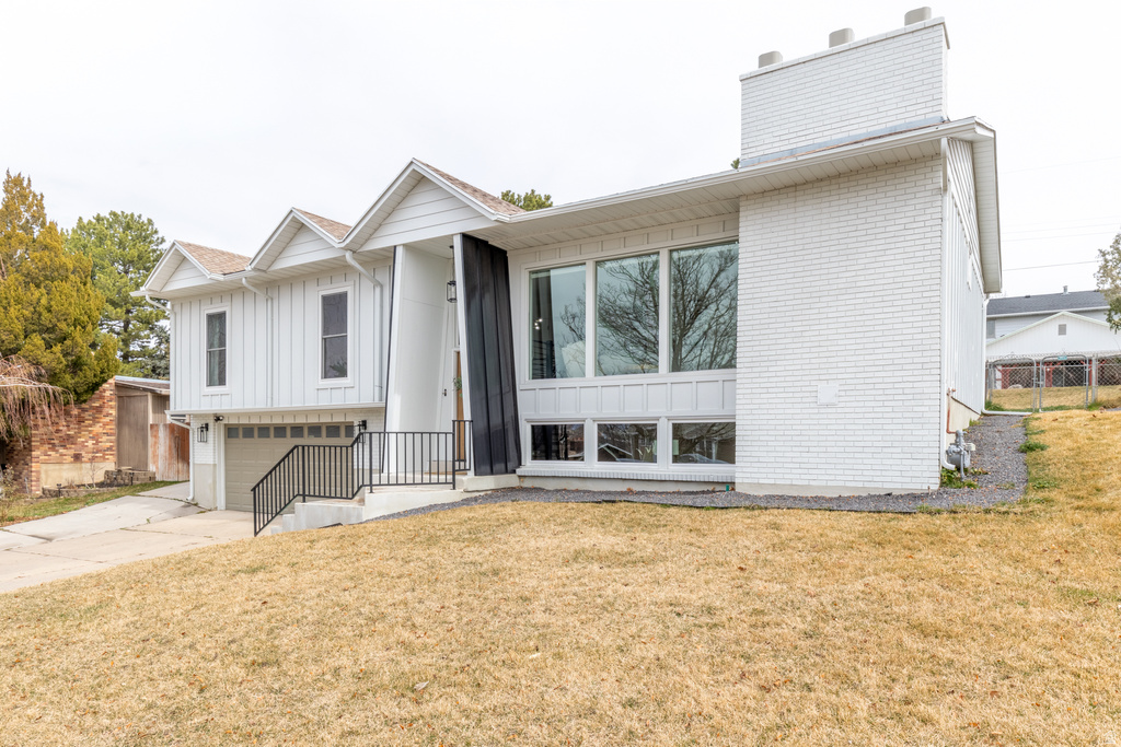 5492 S 825 E South Ogden, UT 84405