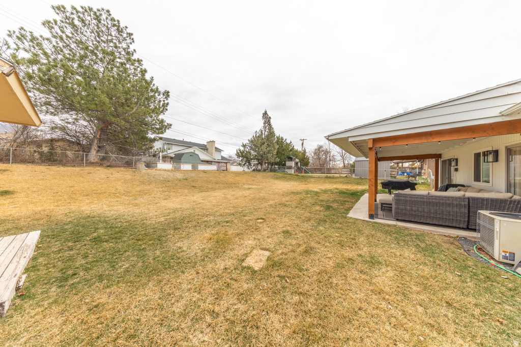 5492 S 825 E South Ogden, UT 84405