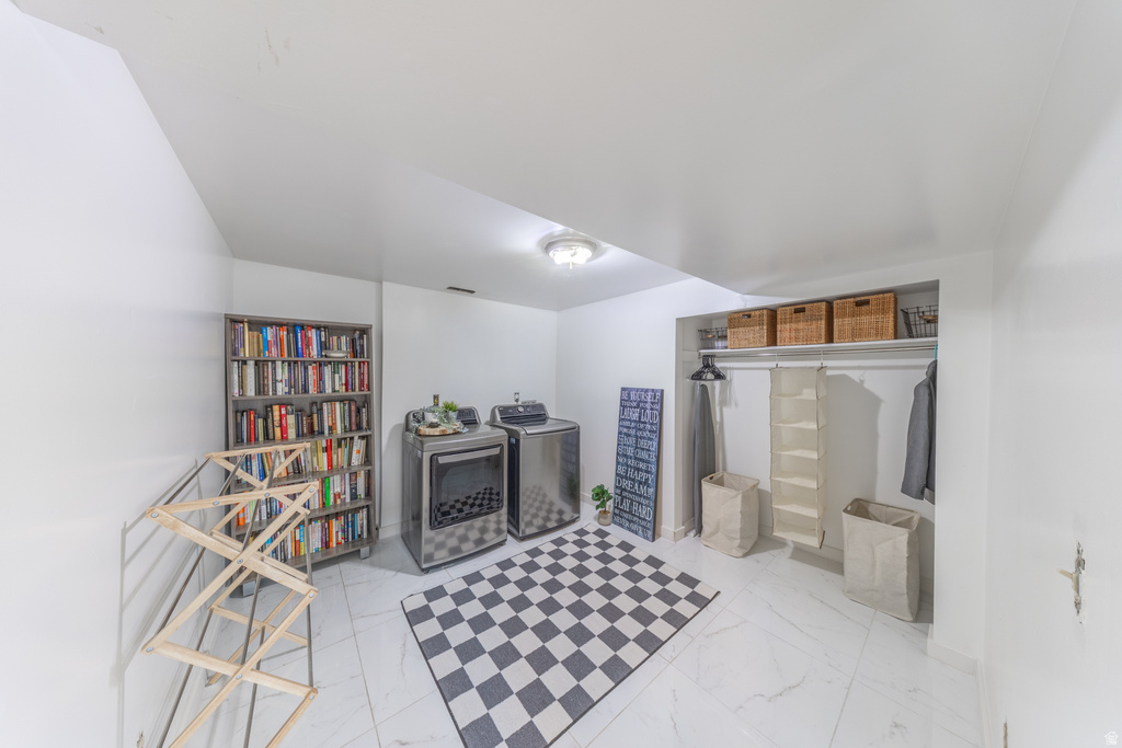 5492 S 825 E South Ogden, UT 84405