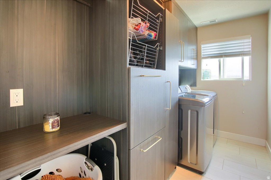 263 S SUNBURST DR Layton, UT 84041