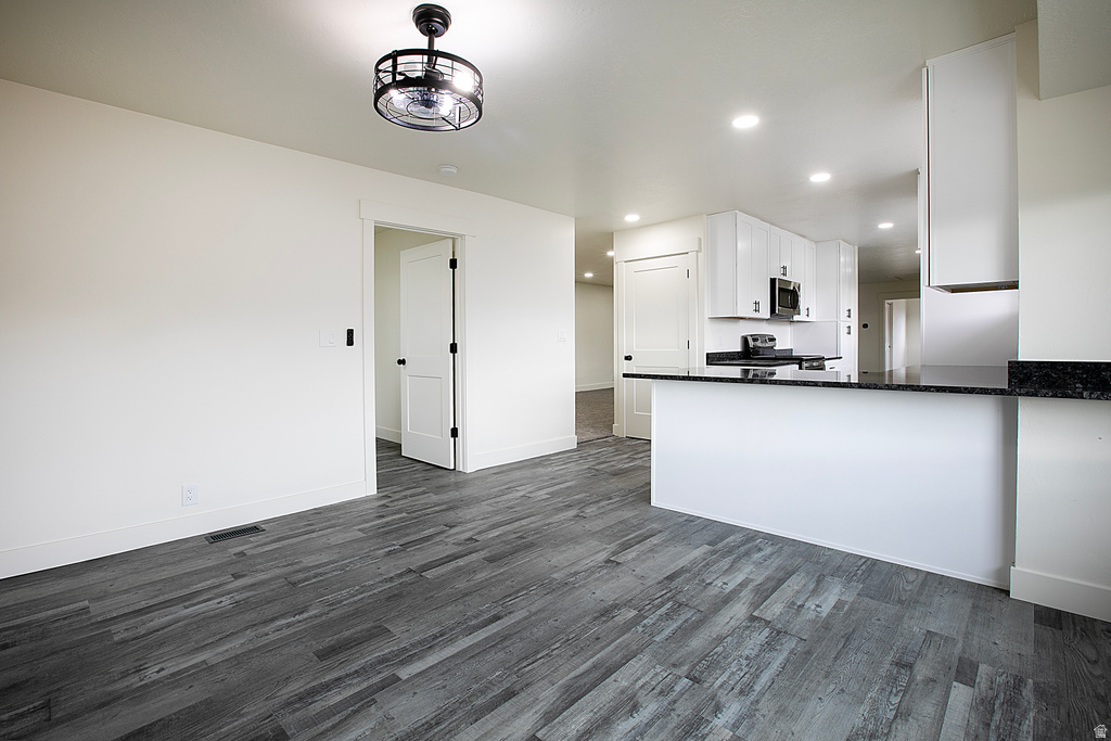 36 W MARQUETTE DR Midvale, UT 84047