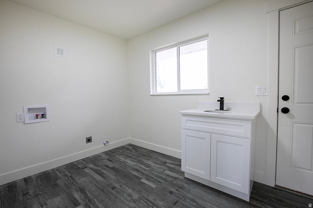 36 W MARQUETTE DR Midvale, UT 84047