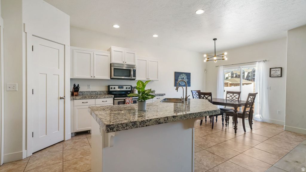 56 N RUE DE MATTH Vineyard, UT 84059