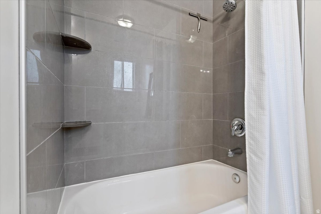 2569 N 2900 E Layton, UT 84040