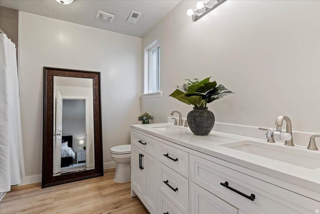 2569 N 2900 E Layton, UT 84040