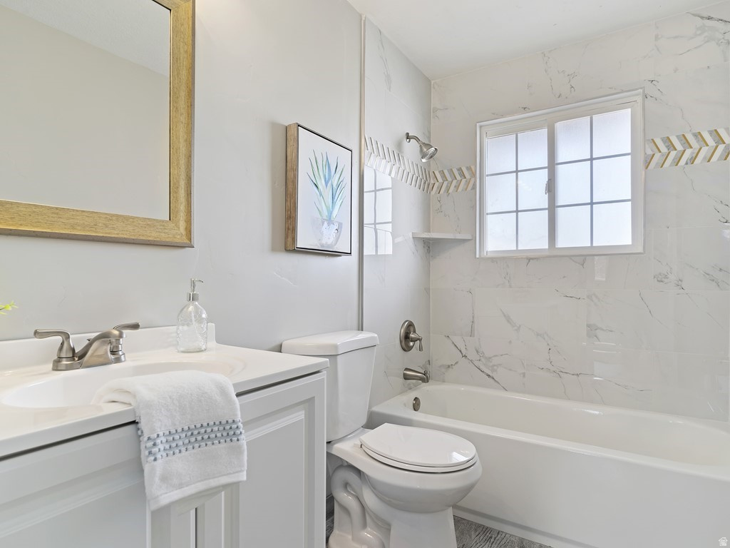 1533 W 1740 N Clearfield, UT 84015