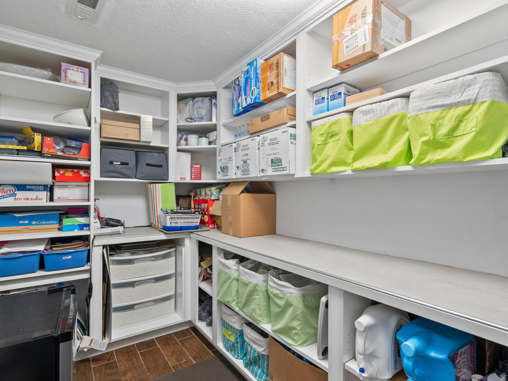 512 W 1450 N Orem, UT 84057