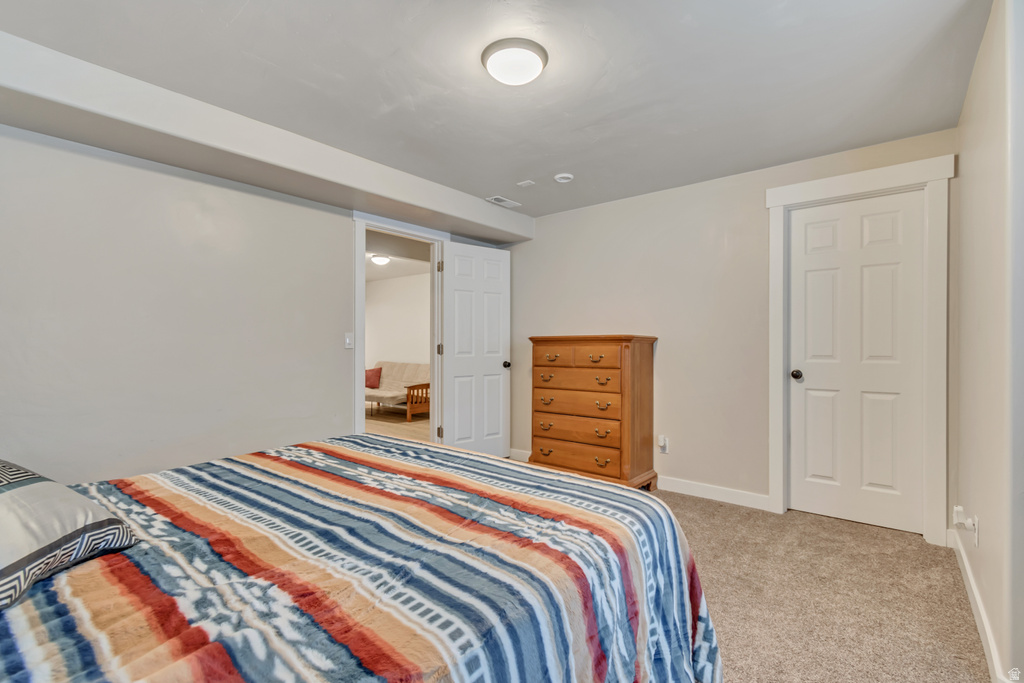 10619 S OQUIRRH LAKE RD South Jordan, UT 84009