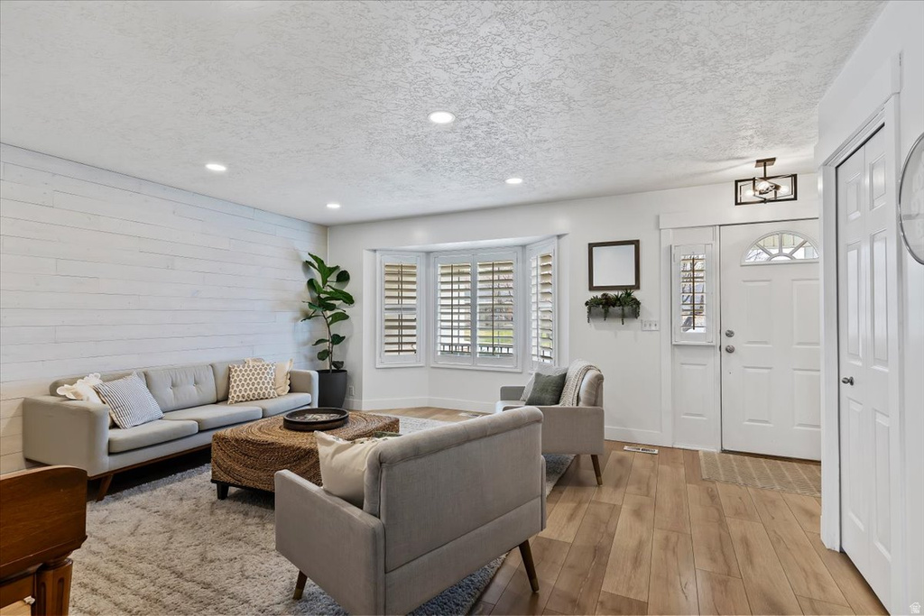 1351 E BAER RD Fruit Heights, UT 84037