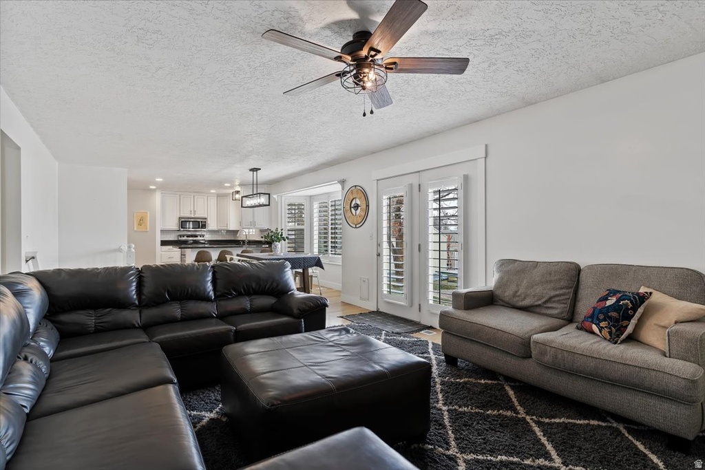 1351 E BAER RD Fruit Heights, UT 84037