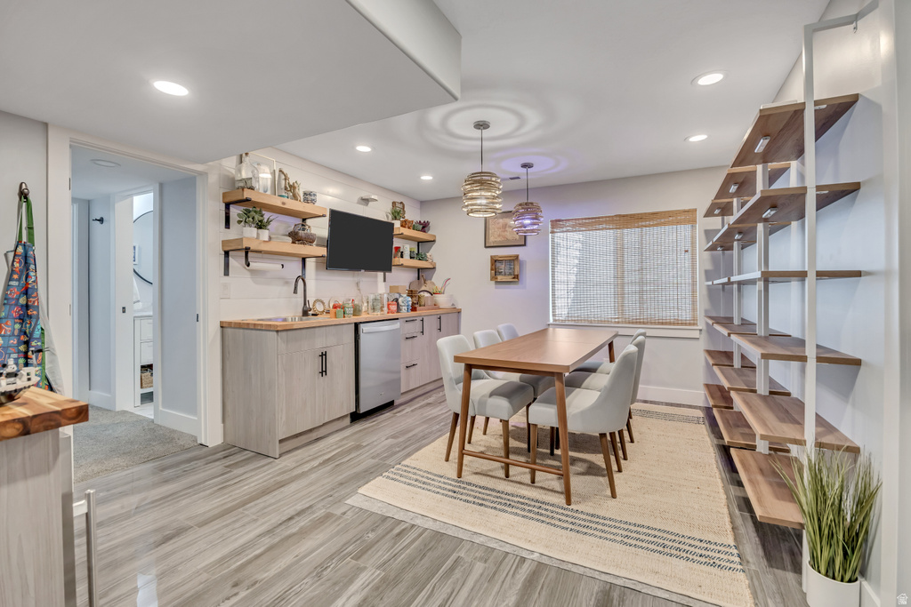 8223 S 1000 E Sandy, UT 84094