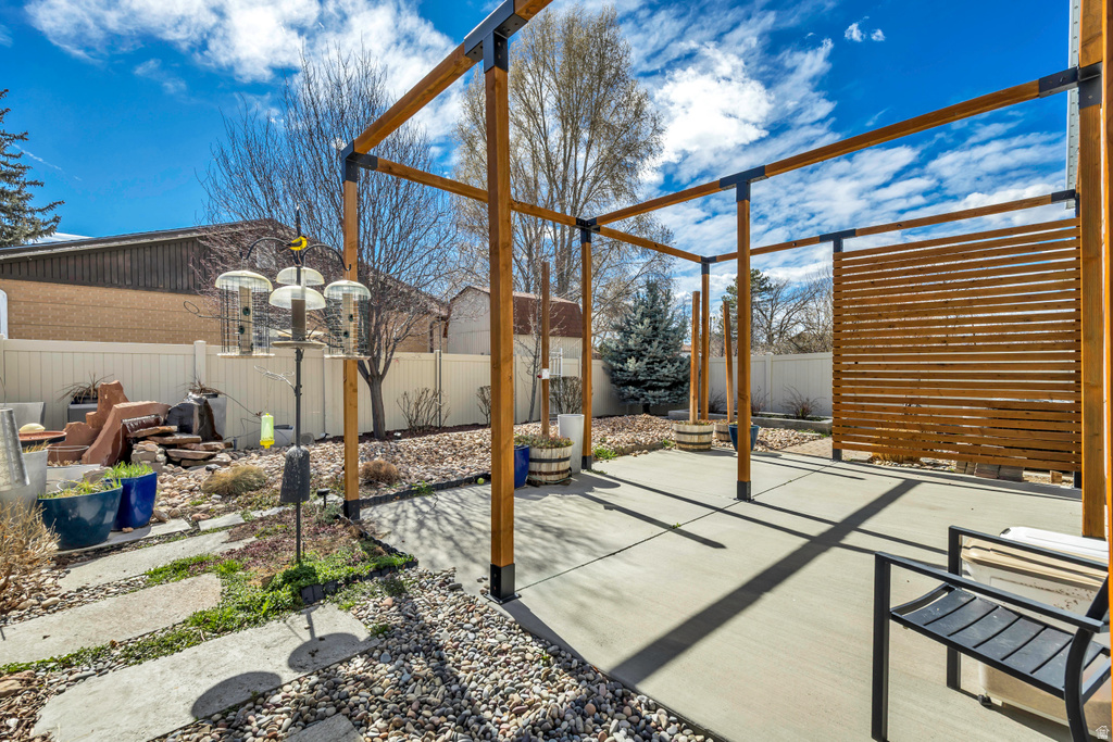 8223 S 1000 E Sandy, UT 84094