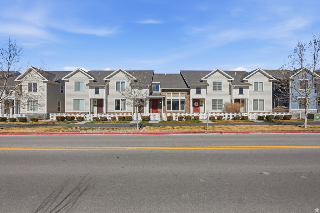 1041 W PAINTED HORSE LN Bluffdale, UT 84065