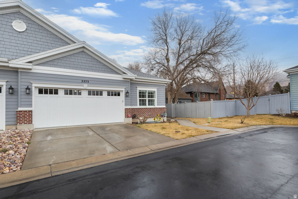 2273 E HAMPTON VIEW LN Millcreek, UT 84109