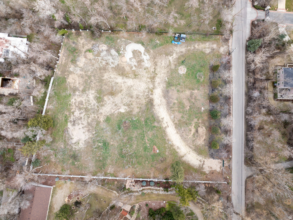 2323 E WALKER LN Holladay, UT 84117