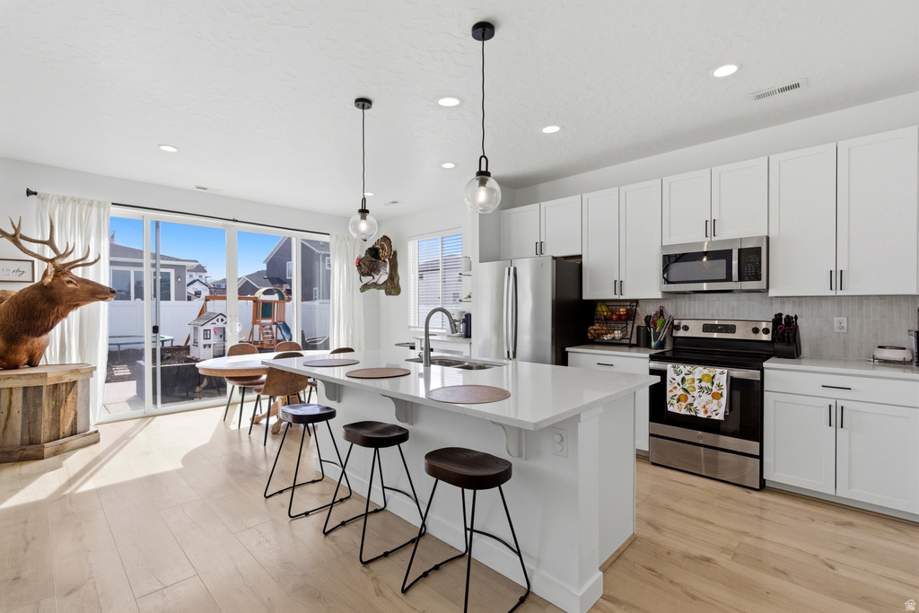 375 W PALOMINO WAY Stansbury Park, UT 84074