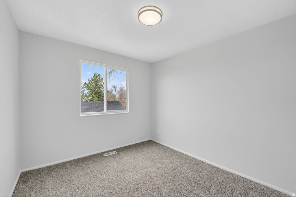 9976 S TAMARA ST Sandy, UT 84094