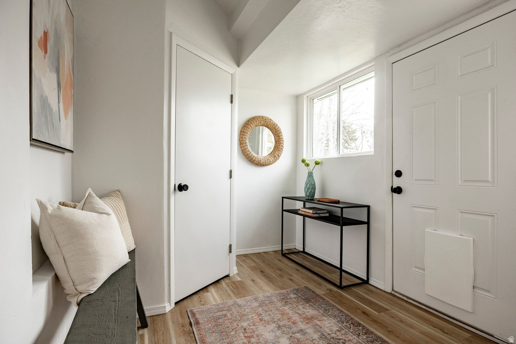 1244 W INDIANA AVE Salt Lake City, UT 84104