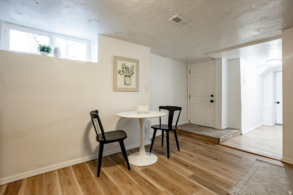 1244 W INDIANA AVE Salt Lake City, UT 84104