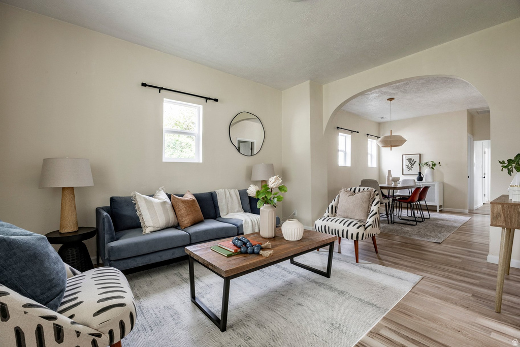 1244 W INDIANA AVE Salt Lake City, UT 84104