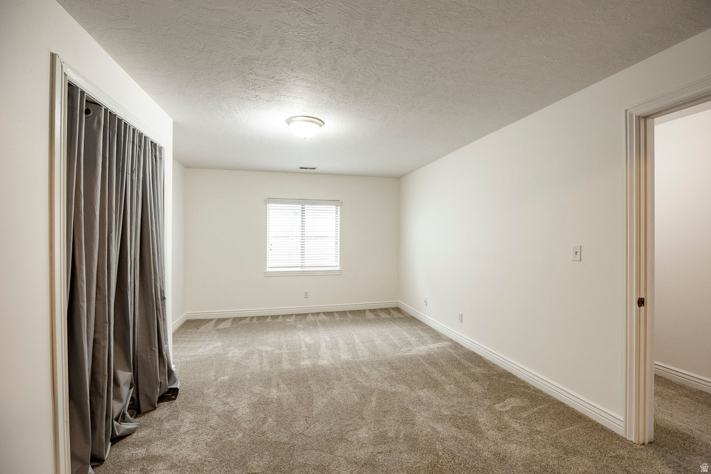 1420 W JORDAN HILLS DR South Jordan, UT 84095