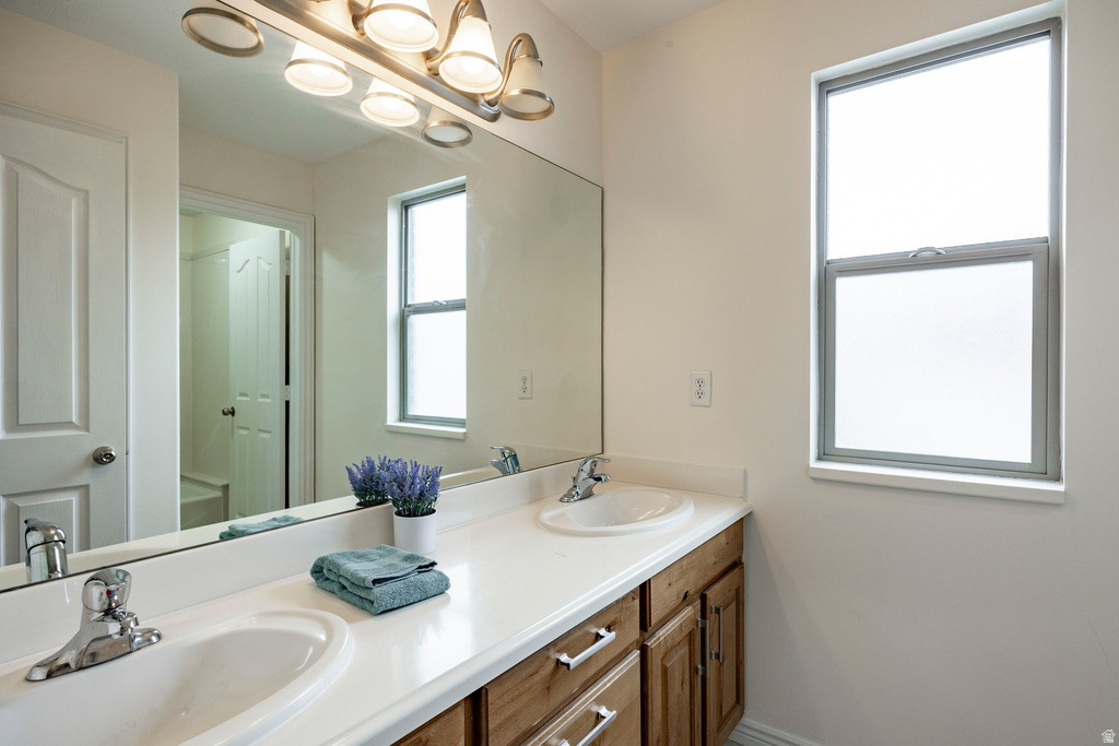 1420 W JORDAN HILLS DR South Jordan, UT 84095