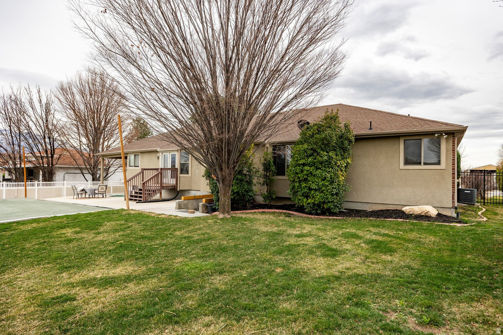 1420 W JORDAN HILLS DR South Jordan, UT 84095