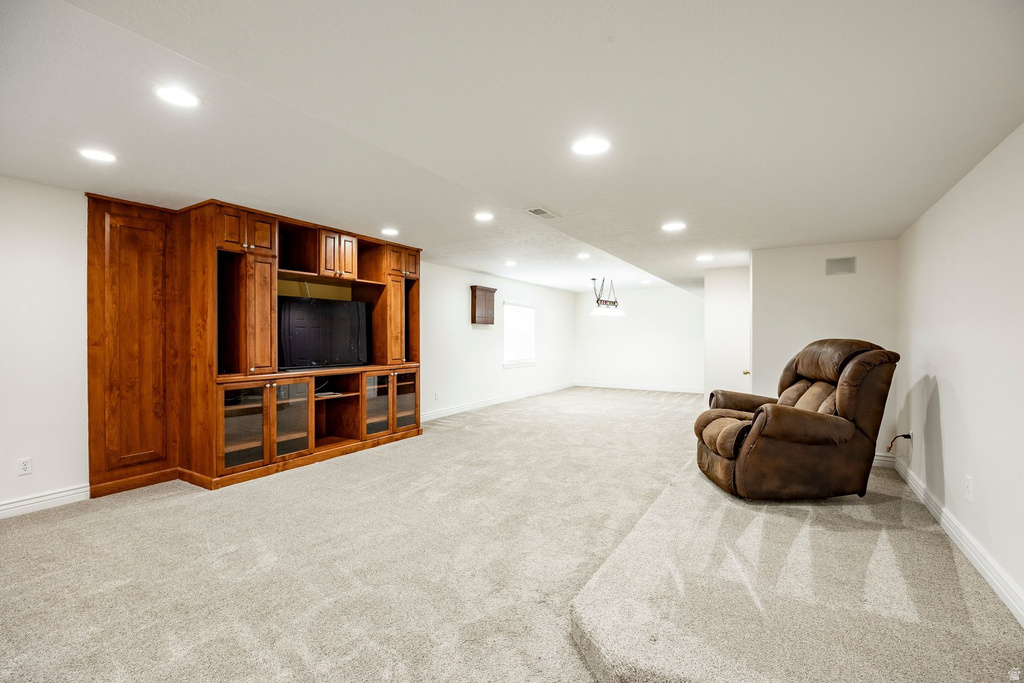 1420 W JORDAN HILLS DR South Jordan, UT 84095