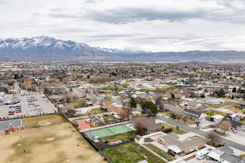 1420 W JORDAN HILLS DR South Jordan, UT 84095